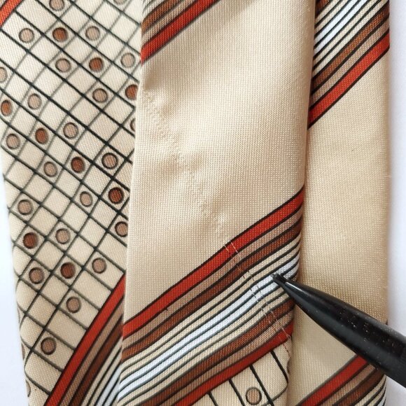 Striped Tie Necktie Geometric Checked Dots Circles Tan Brown Red Vintage 70s - Picture 5 of 5